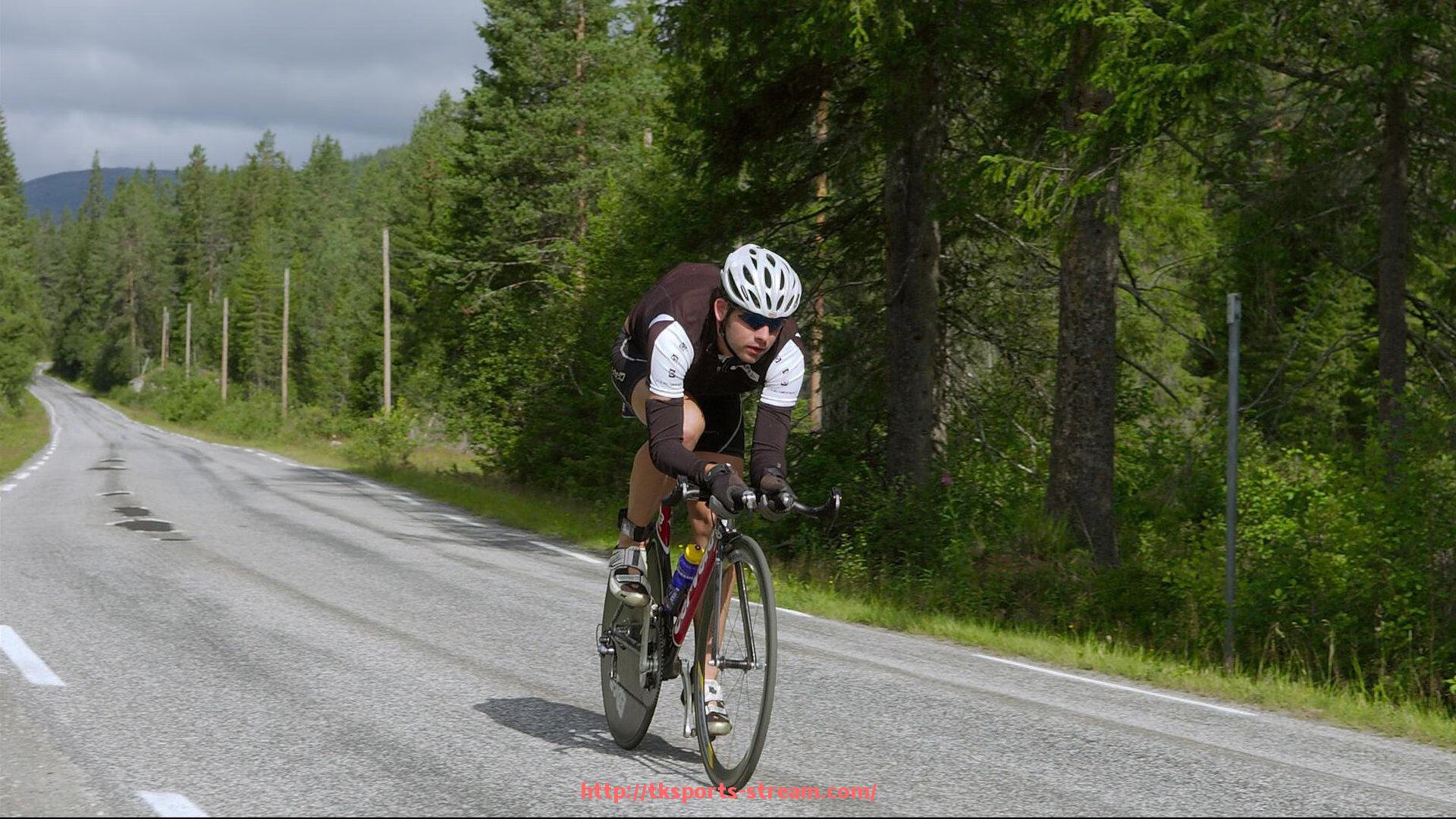 TK体育直播-史蒂夫·纳什两届MVP得主的荣誉见证了其控卫时代的影响力